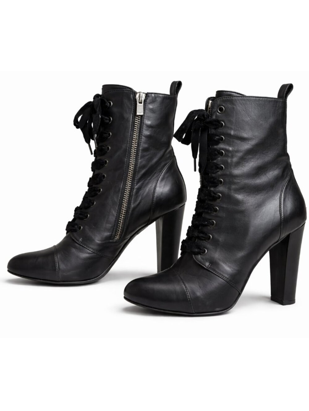 BARNEYS NEW YORK Black Leather Italian Vero Cuoio Block Heel Boots - Size 40